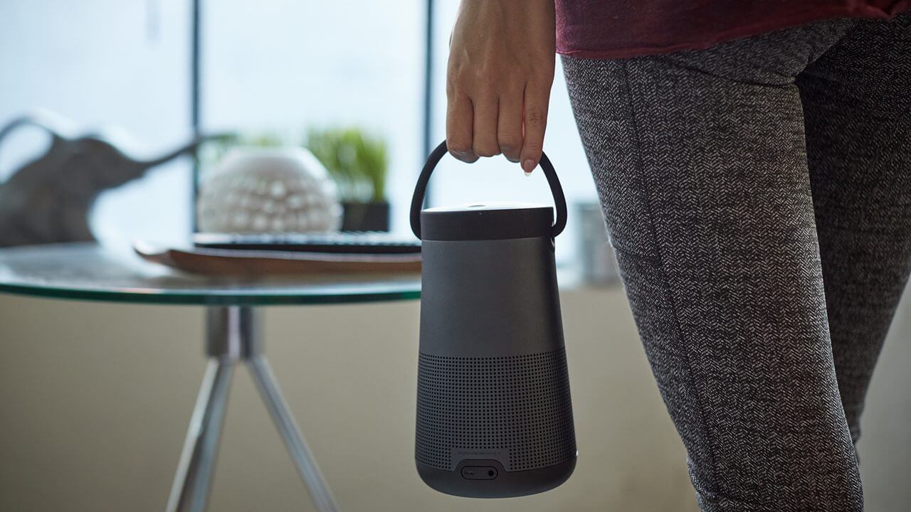 Эргономичный корпус Bose SoundLink Revolve+